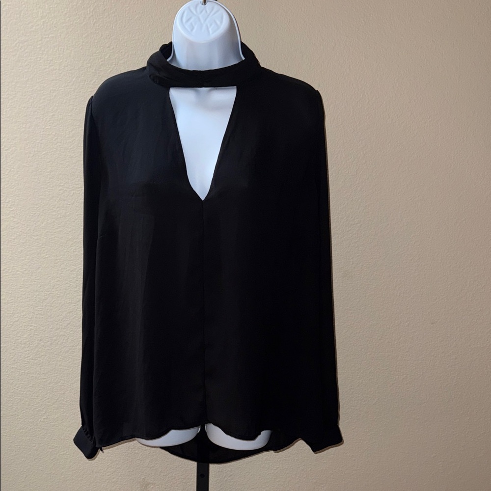 Forever 21 Plus Elegant Black Mock Neck Deep Cut Blouse Women's Size 2X